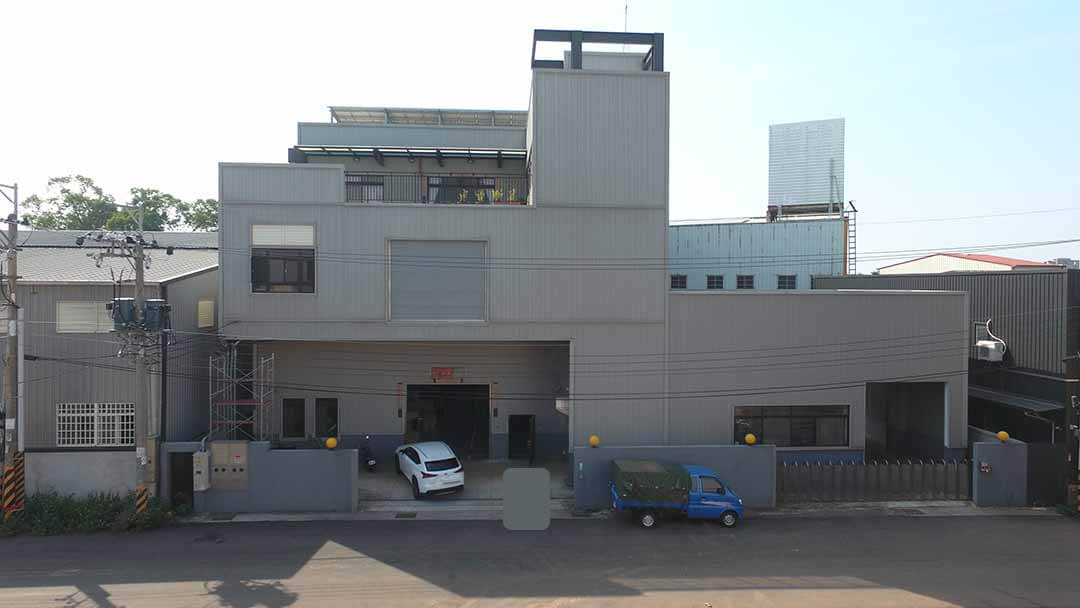 台中后里合法工業區廠房正面